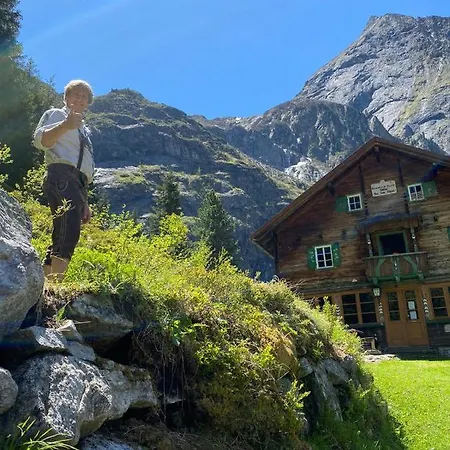 Grawandhuette Dein Kraftplatz Auf 1640m Lodge